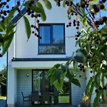 Siedlisko Na Wydmach, Sauna,podgrzewane Jacuzzi,domki Klimatyzowane,starlink Internet,parking בית נופש