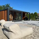 Siedlisko Na Wydmach, Sauna,podgrzewane Jacuzzi,domki Klimatyzowane,starlink Internet,parking *