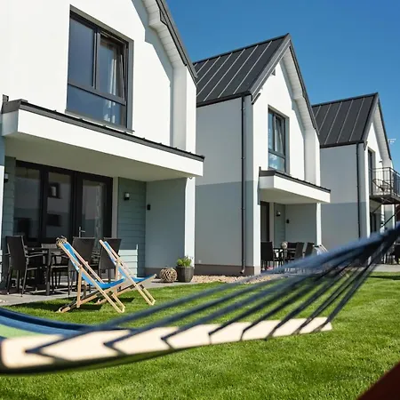 Siedlisko Na Wydmach, Sauna,podgrzewane Jacuzzi,domki Klimatyzowane,starlink Internet,parking ليبا