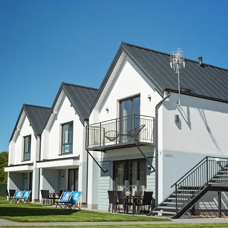 بيت للعطل Siedlisko Na Wydmach, Sauna,podgrzewane Jacuzzi,domki Klimatyzowane,starlink Internet,parking