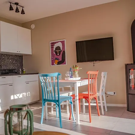 Siedlisko Na Wydmach, Sauna,podgrzewane Jacuzzi,domki Klimatyzowane,starlink Internet,parking * Łeba