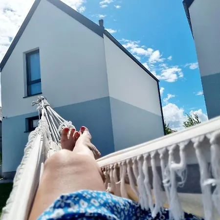 Siedlisko Na Wydmach, Sauna,podgrzewane Jacuzzi,domki Klimatyzowane,starlink Internet,parking بيت للعطل *