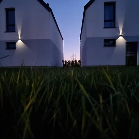 Siedlisko Na Wydmach, Sauna,domki Klimatyzowane,starlink Internet,parking Łeba
