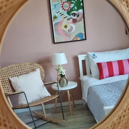 بيت للعطل Siedlisko Na Wydmach, Sauna,podgrzewane Jacuzzi,domki Klimatyzowane,starlink Internet,parking