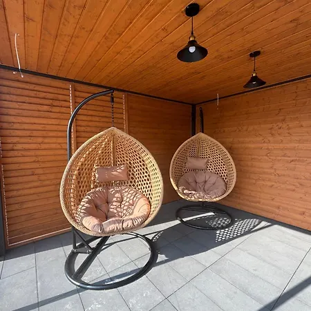 Siedlisko Na Wydmach, Sauna, Jacuzzi, Domki Klimatyzowane 度假居