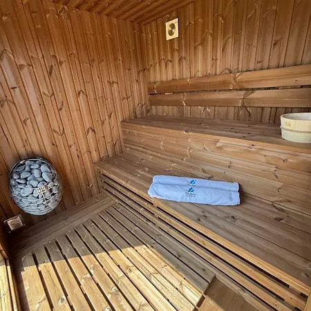 Feriehus Siedlisko Na Wydmach, Sauna,podgrzewane Jacuzzi,domki Klimatyzowane,starlink Internet,parking *