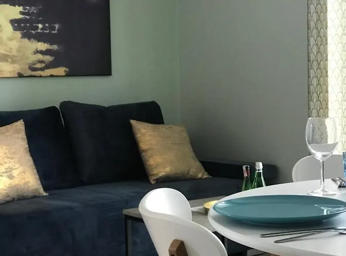 Siedlisko Na Wydmach, Sauna,podgrzewane Jacuzzi,domki Klimatyzowane,starlink Internet,parking * Łeba