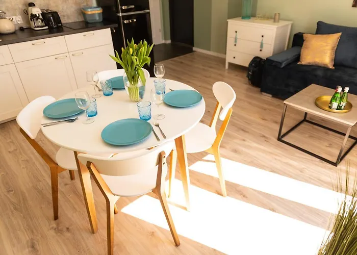 Siedlisko Na Wydmach, Sauna,podgrzewane Jacuzzi,domki Klimatyzowane,starlink Internet,parking Nyaraló Łeba