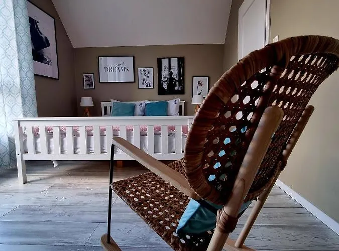 Siedlisko Na Wydmach, Sauna,podgrzewane Jacuzzi,domki Klimatyzowane,starlink Internet,parking Nyaraló Łeba