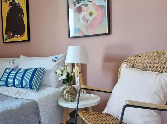 Siedlisko Na Wydmach, Sauna,podgrzewane Jacuzzi,domki Klimatyzowane,starlink Internet,parking Semesterbostad *