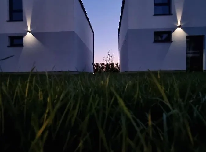 Siedlisko Na Wydmach, Sauna,podgrzewane Jacuzzi,domki Klimatyzowane,starlink Internet,parking Łeba