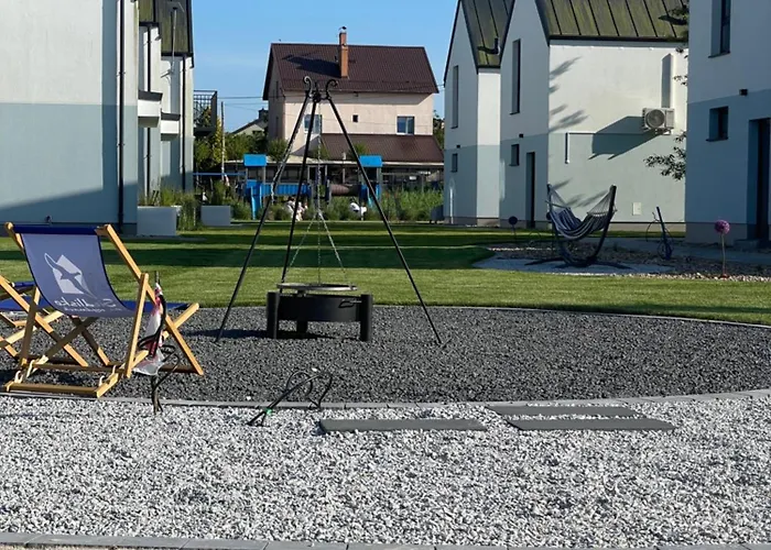 Siedlisko Na Wydmach, Sauna,podgrzewane Jacuzzi,domki Klimatyzowane,starlink Internet,parking Nyaraló